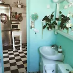 The Oceanographer's Home, A Chora Hideaway