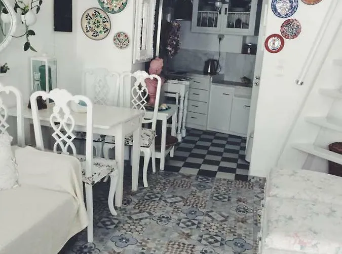 Dom wakacyjny The Oceanographer's Home, A Chora Hideaway Serifos Town